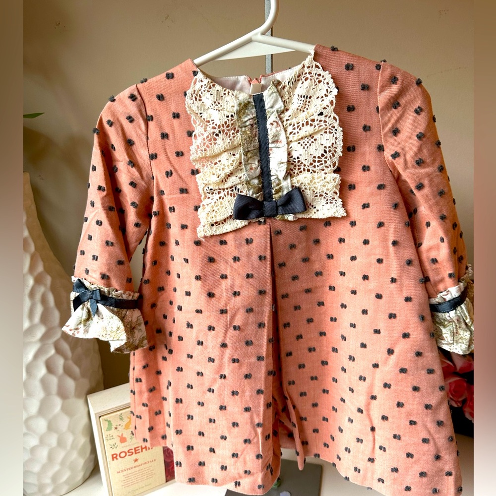 Very fancy and vintage dress for baby girl Spanish style